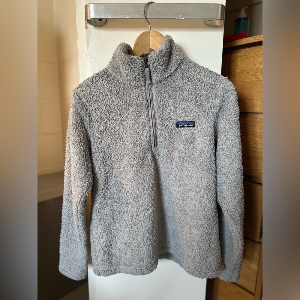 Woman’s Patagonia 1/2 Zip Sweater S
